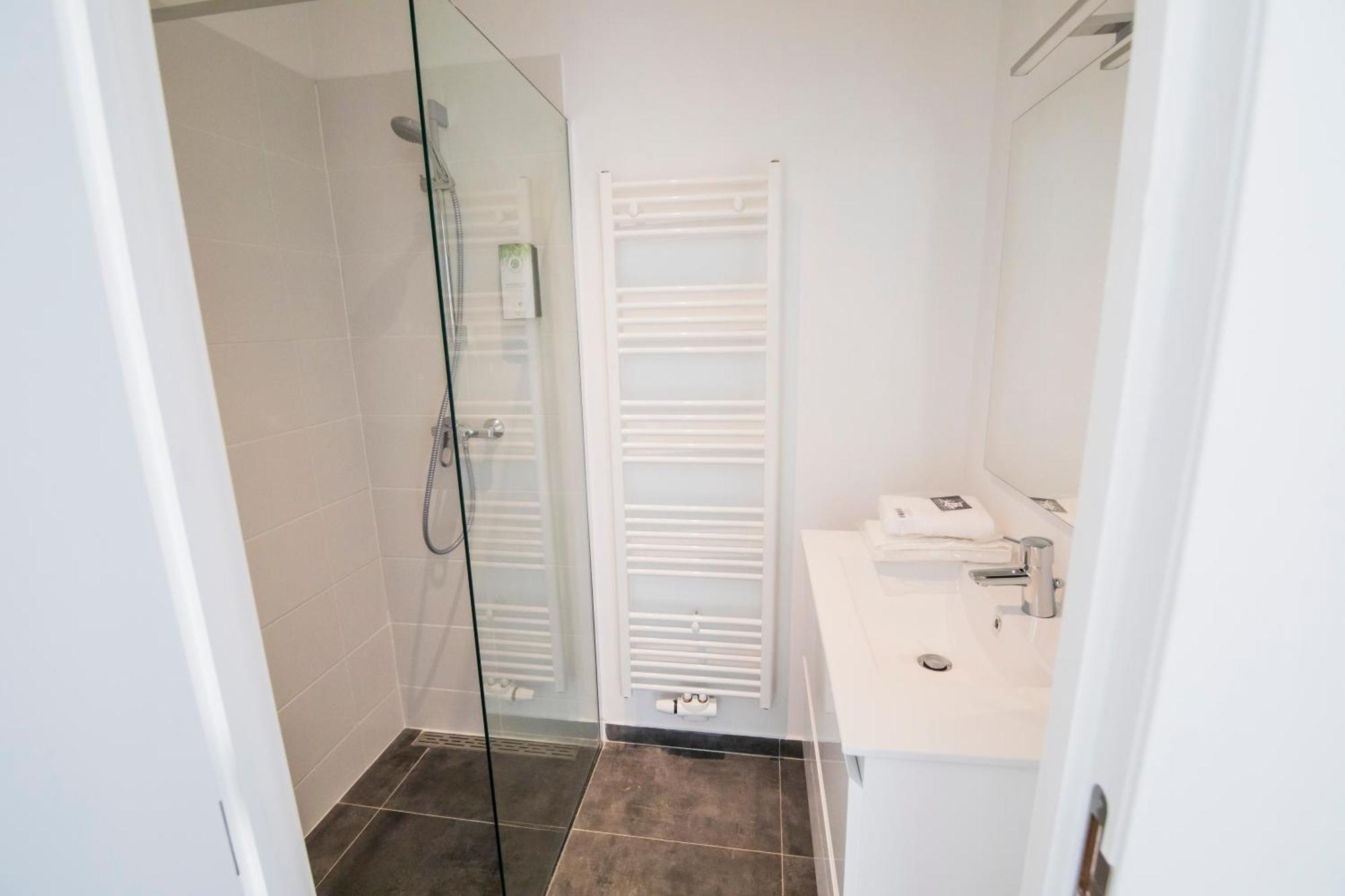 Travelease - Midi Bed & Breakfast Bruxelles Exterior foto