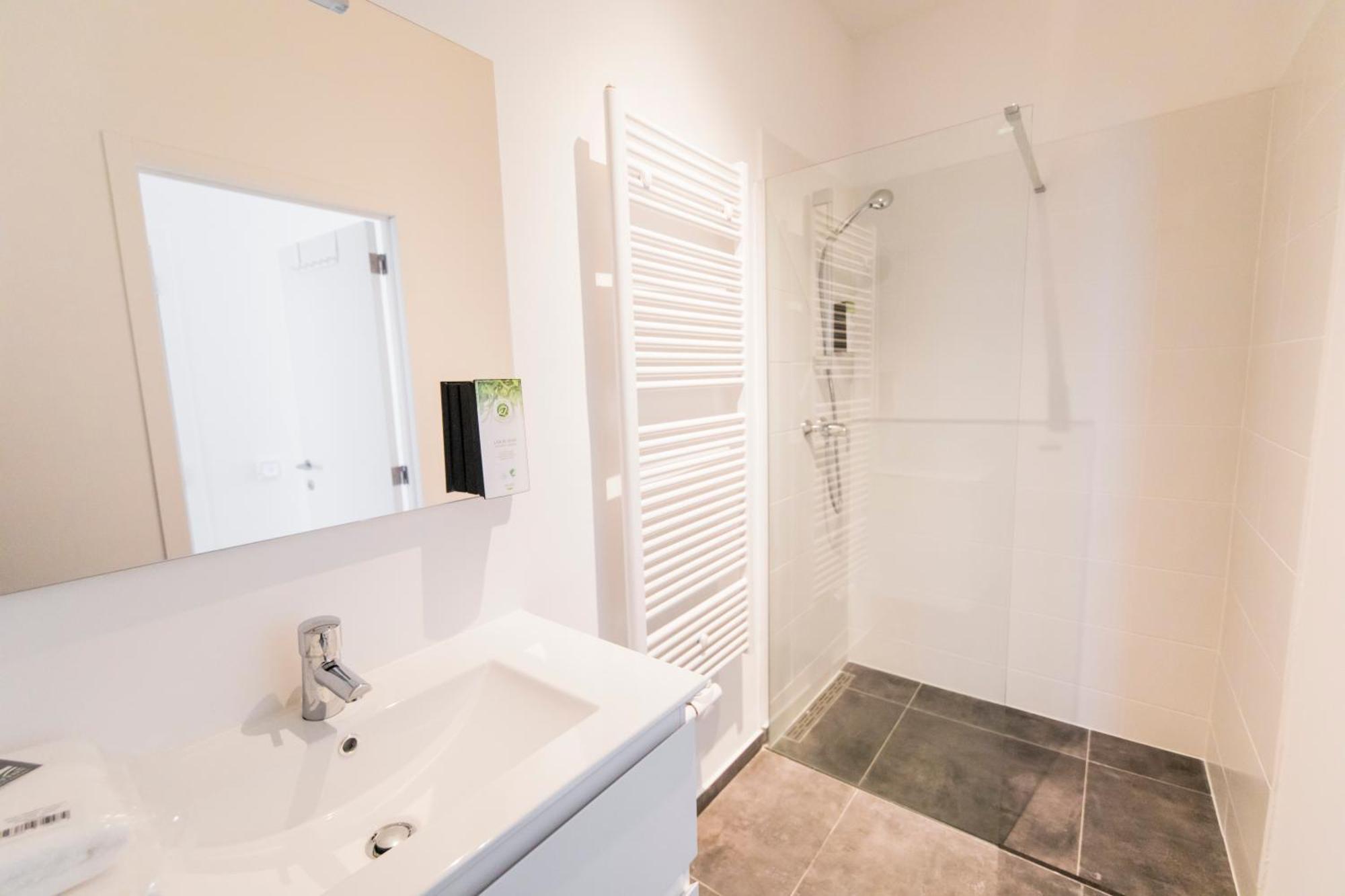 Travelease - Midi Bed & Breakfast Bruxelles Exterior foto